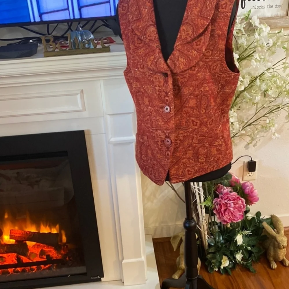 Karl Lagerfeld Tapestry Vintage Vest Double Flap Collar Wool/Silk Button Up Rust - Picture 1 of 12